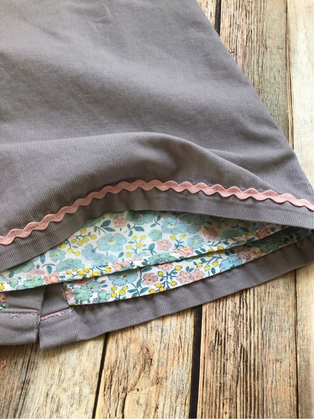 Mini Boden Corduroy Mouse Pinnie Dress - Picture 3 of 4